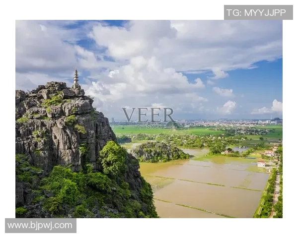 越南足球星tam闪耀赛场带领球队勇创佳绩成就辉煌时刻