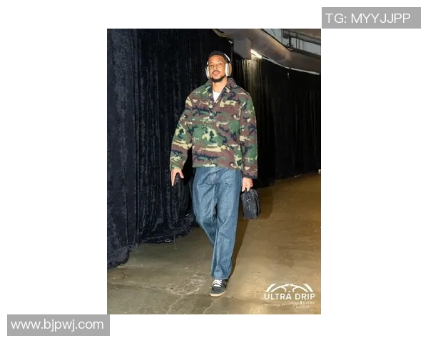 足球球星最新私服穿搭图集展现休闲与时尚魅力 足球球星最新私服穿搭图集展现休闲与时尚魅力